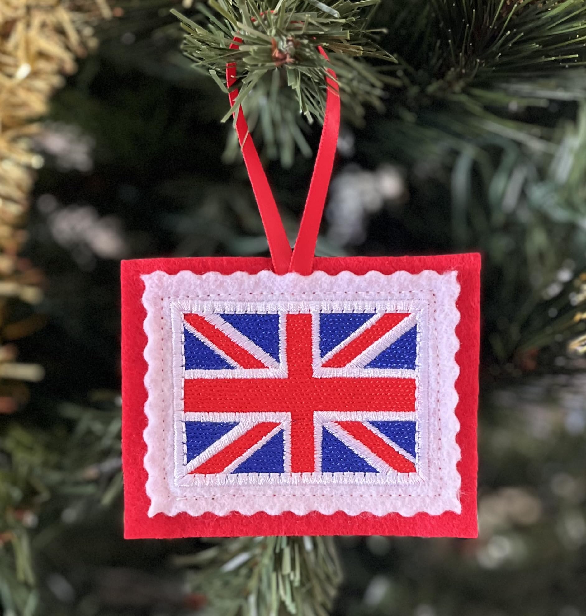UK flag Christmas ornament size 3 x 3.75 inches