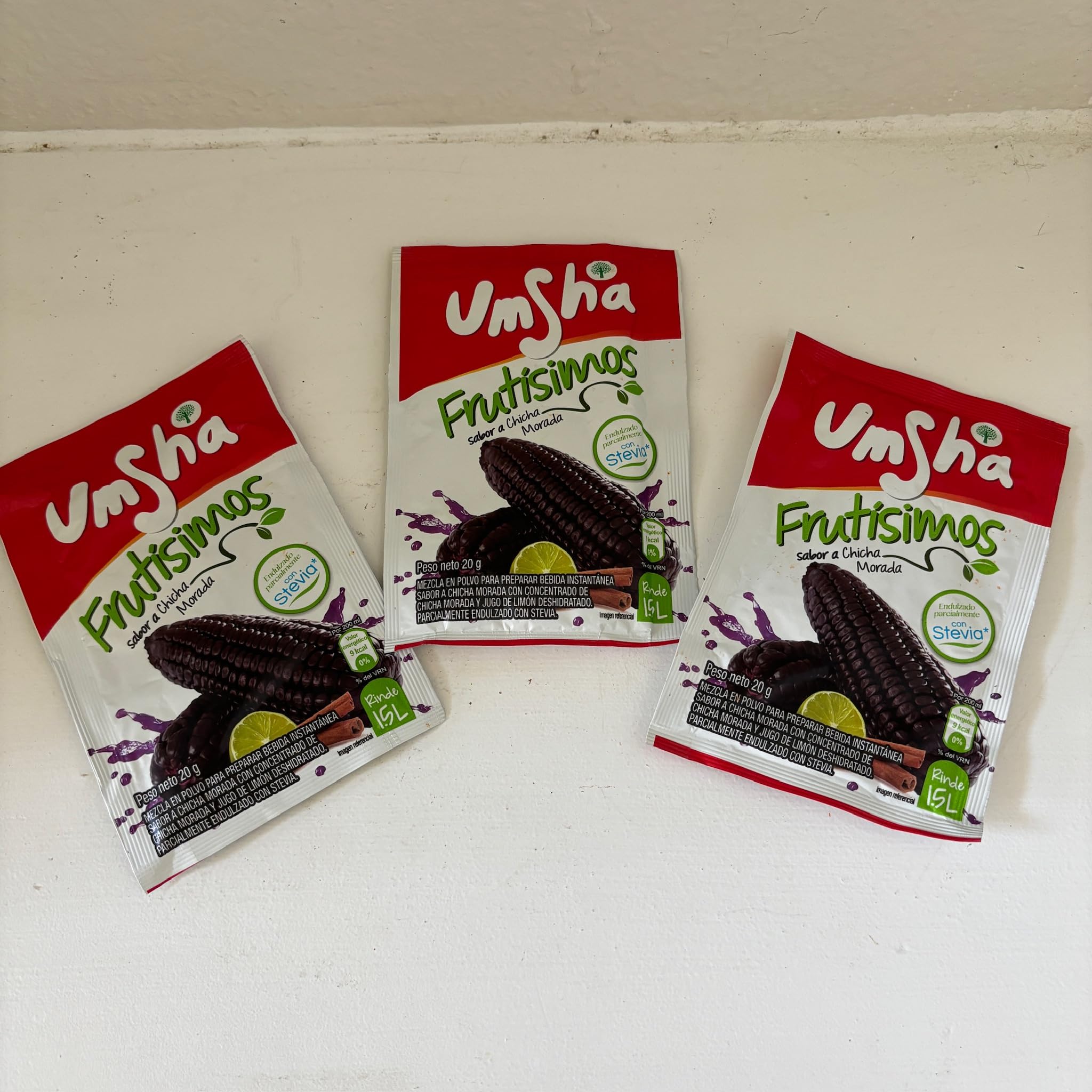 Three 20g sachets of Umsha Chicha Morada with Stevia