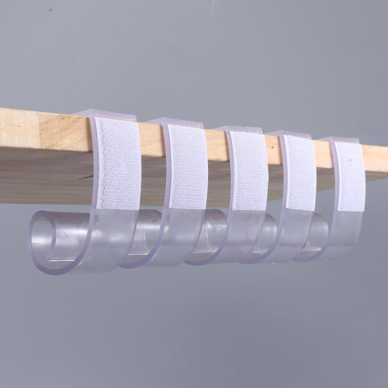 Bulk pack of table skirt clips for weddings banquets and events