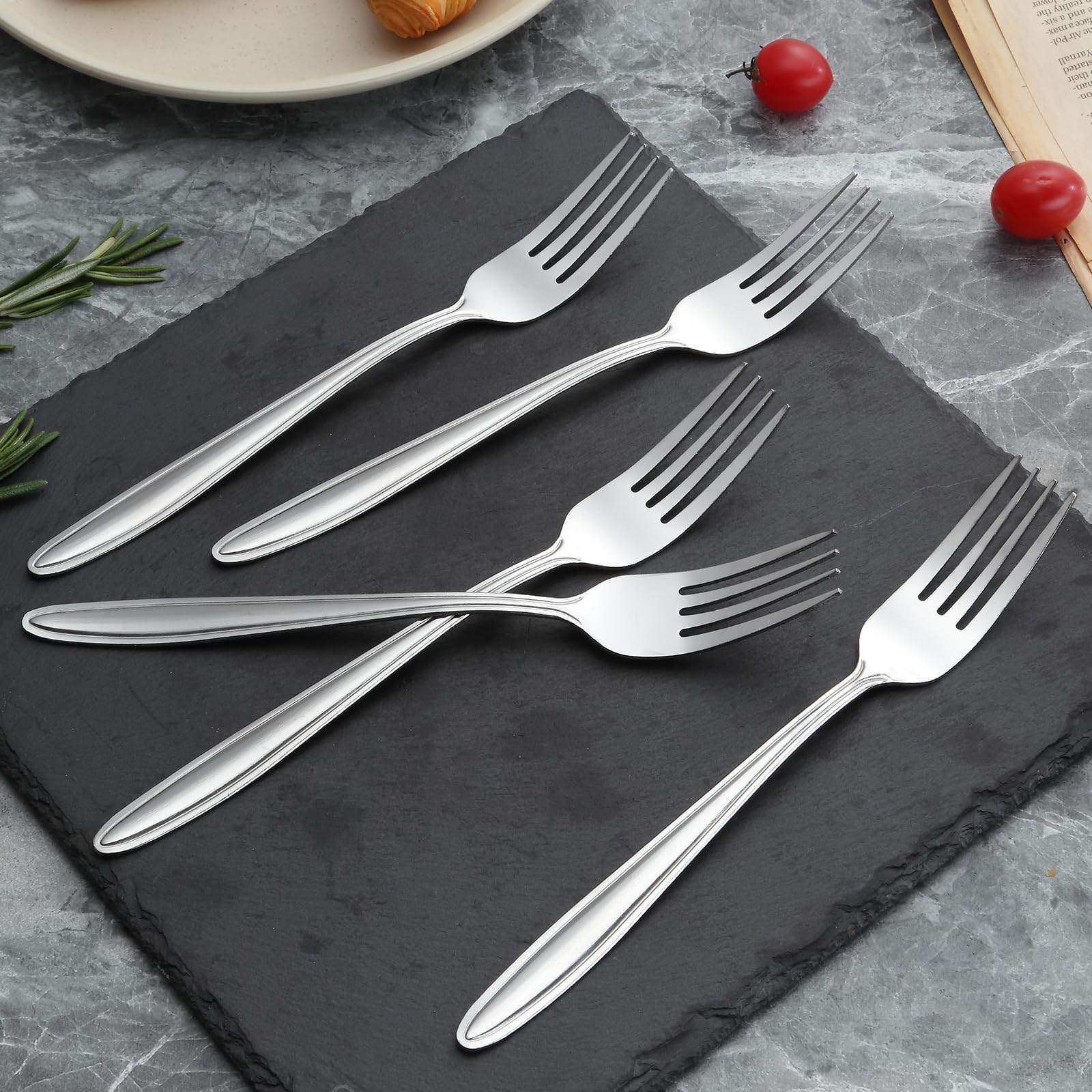 Unokit silverware with textured handle design