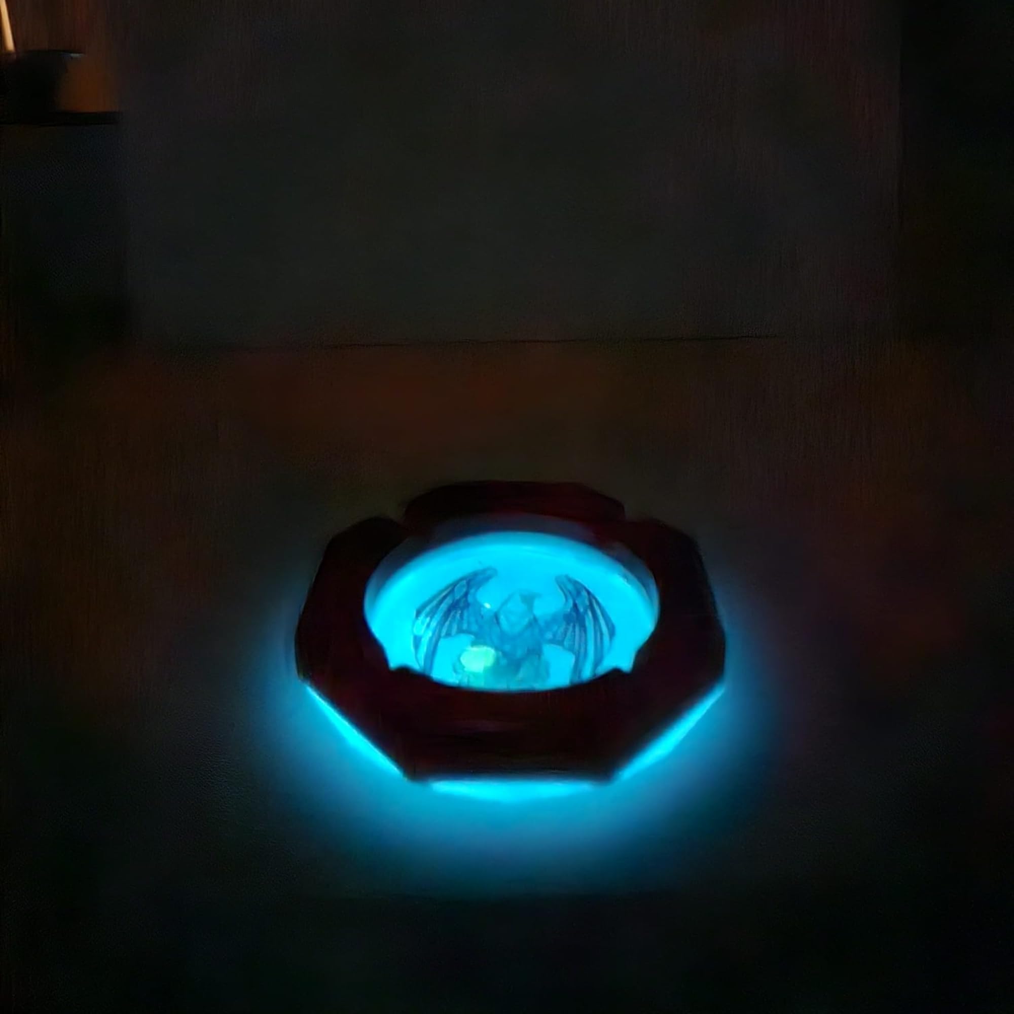 Glow in the dark patriotic ashtray showing USA flag and eagle