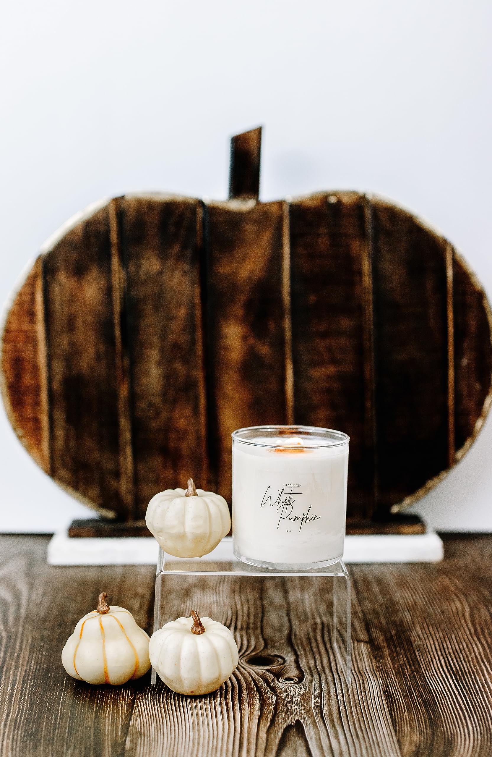 Luxurious white pumpkin scent packaging