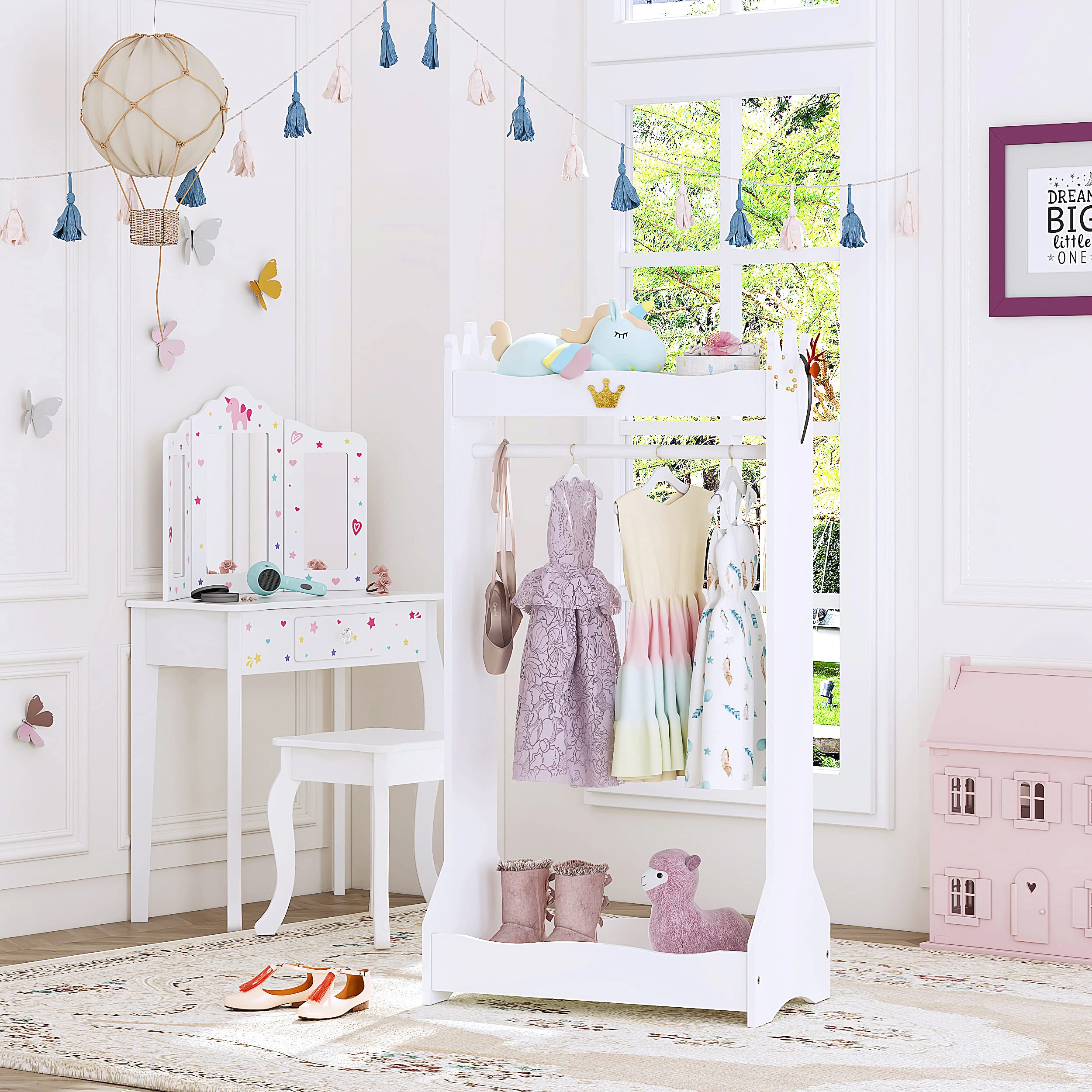 Center hanging rod and upper lower shelves in UTEX armoire