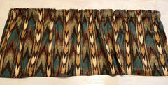 Valance fits up to 29 inches wide when gathered