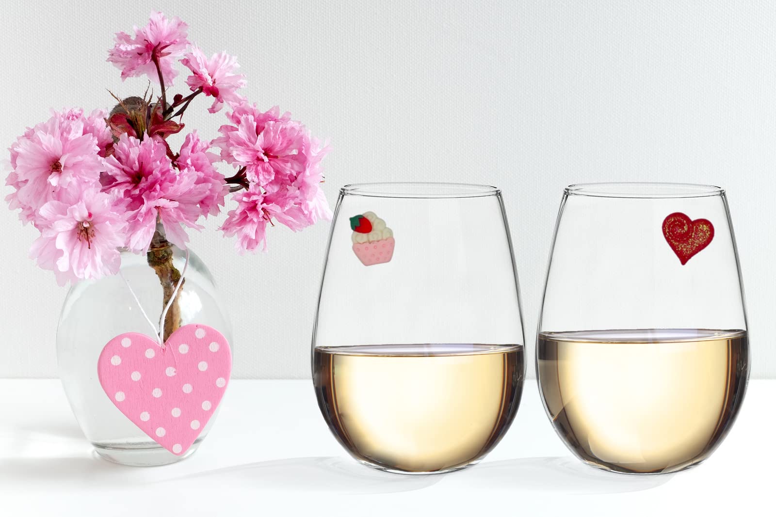 Valentine rainbow motif wine charm