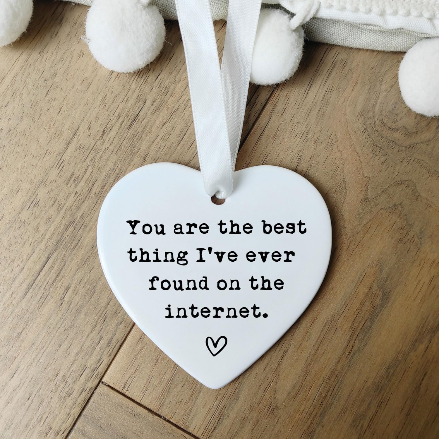 Romantic keepsake valentines ornament decoration
