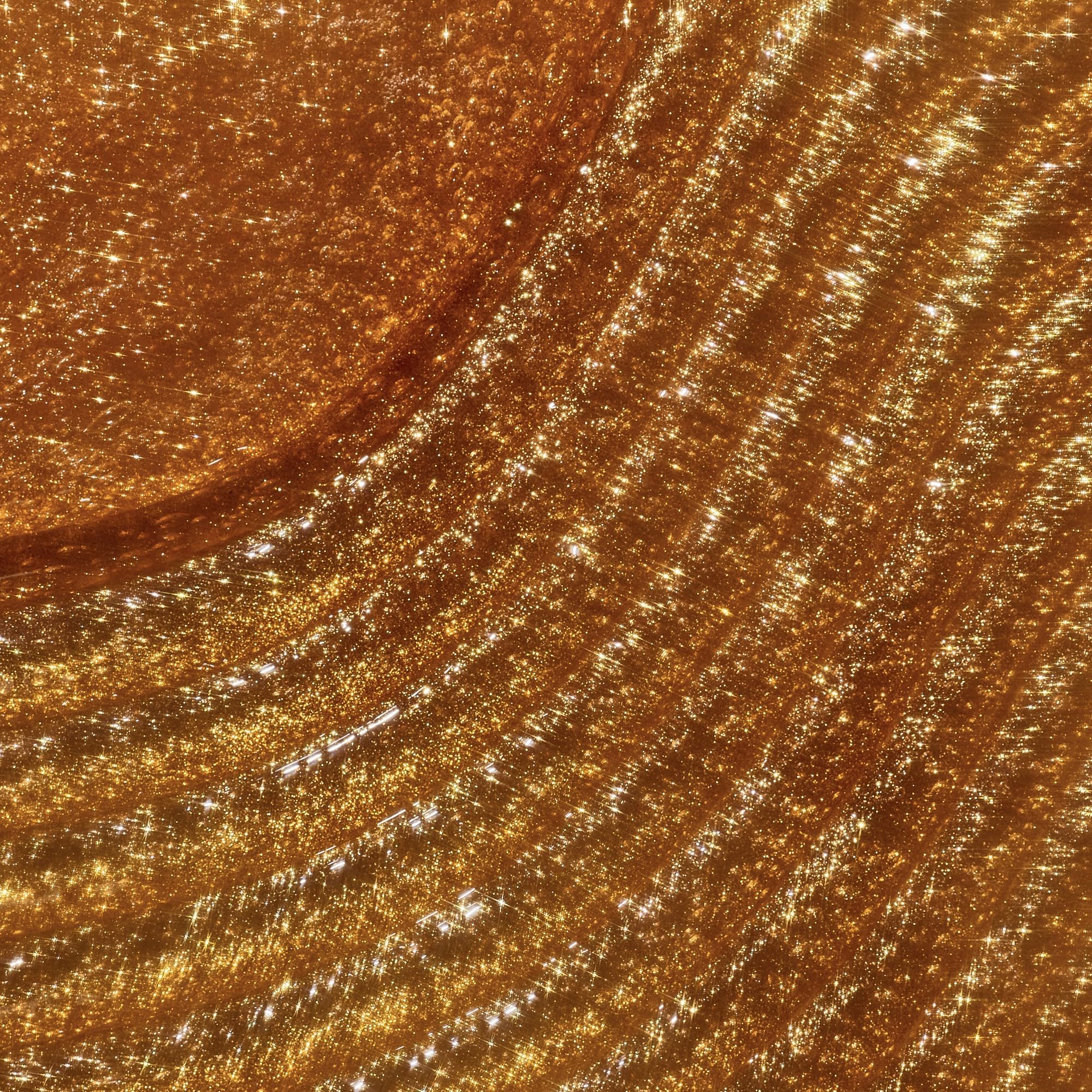 Colloidal gold formula in Tree Hut body wash packaging