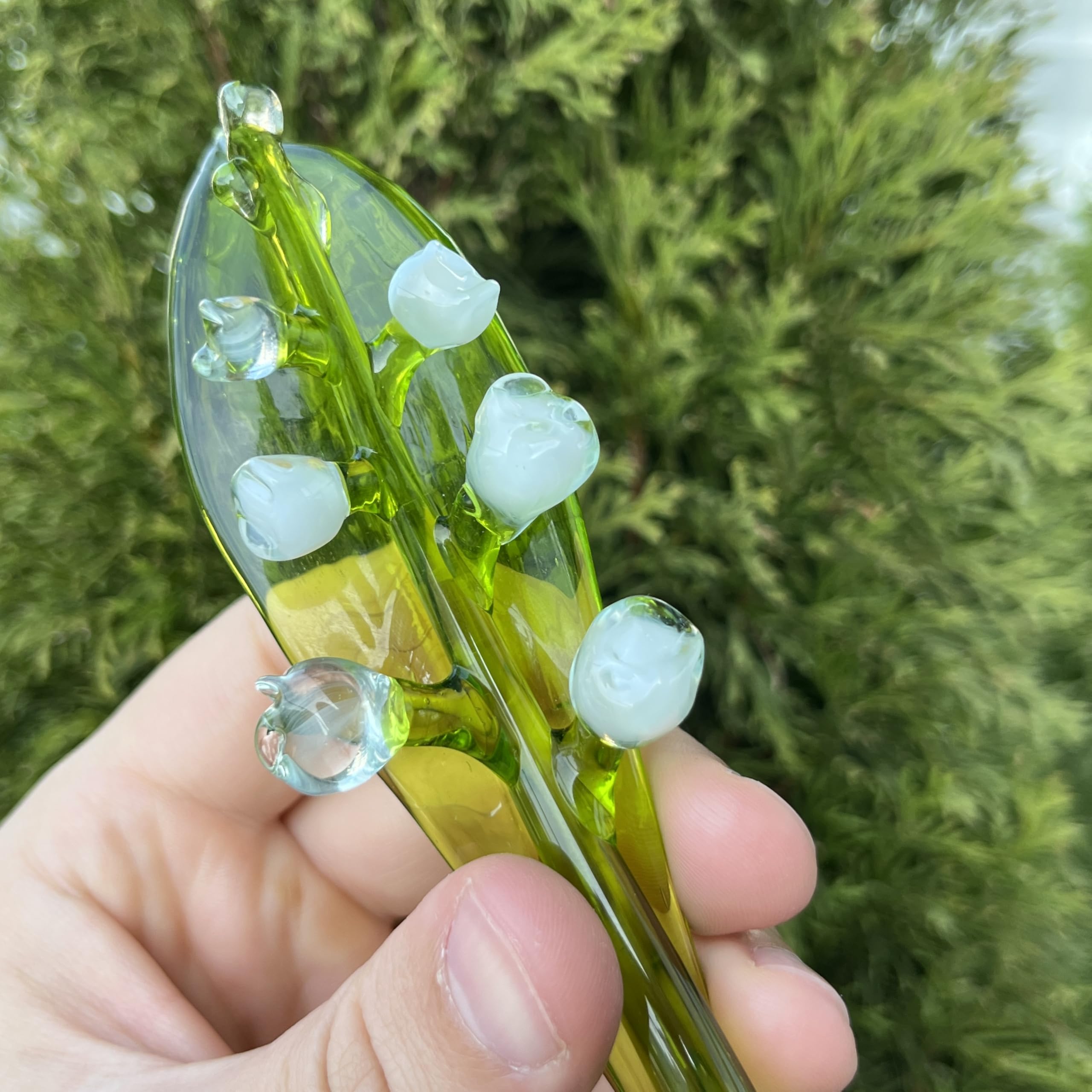 Lily of The Valley glass figurine suitable for vases and shelves