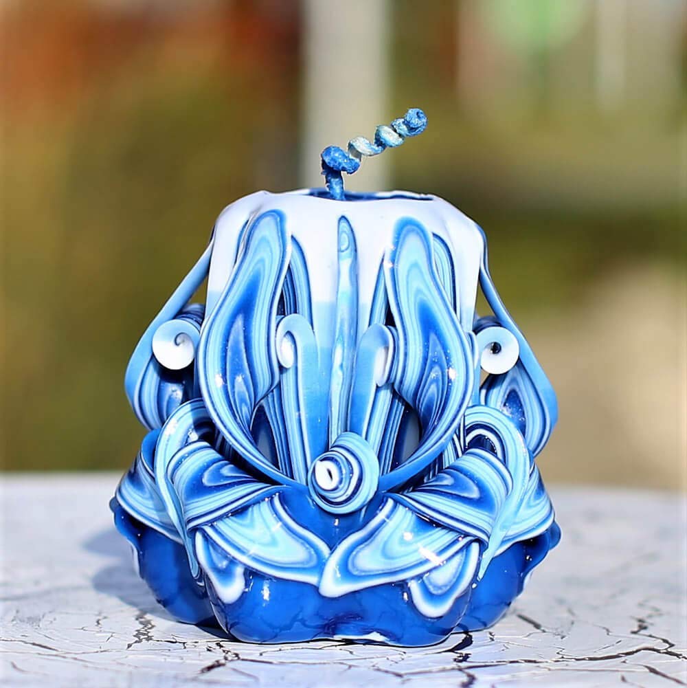 Ceramic vase-like blue candle finish