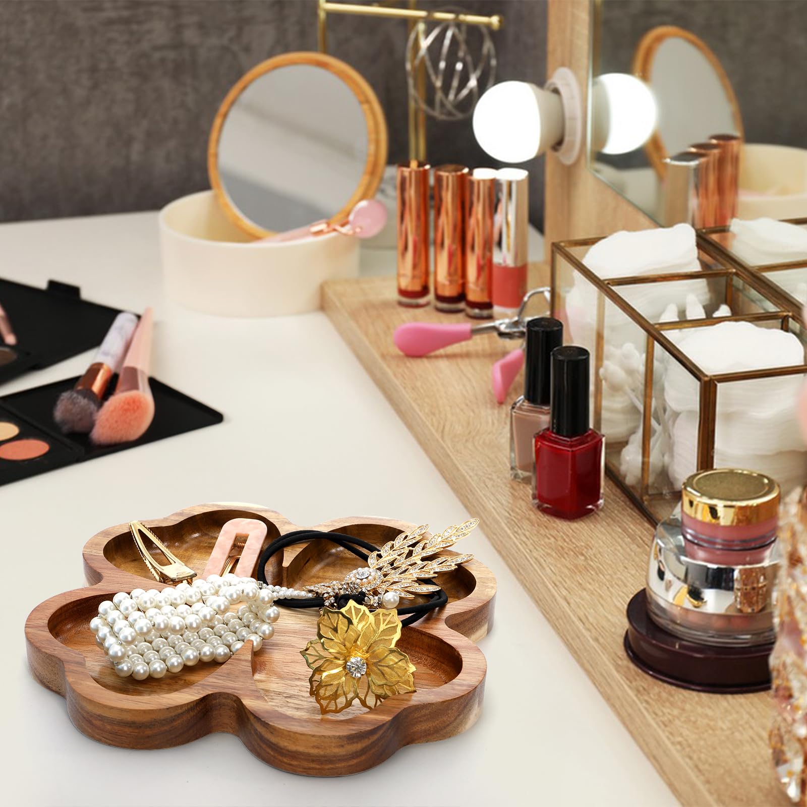 Versatile serving tray for home parties and gatherings