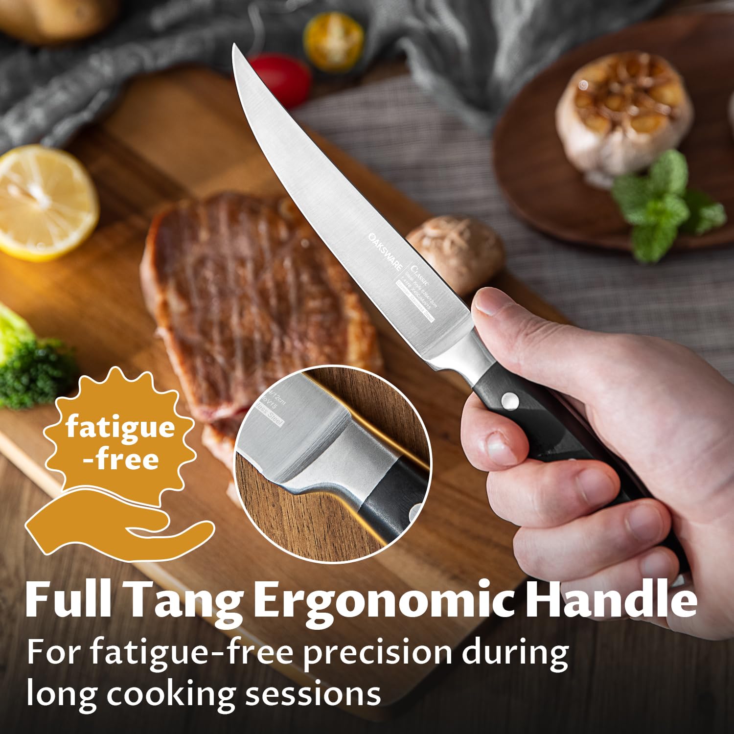 Ventilated knife block slots keeping blades upright