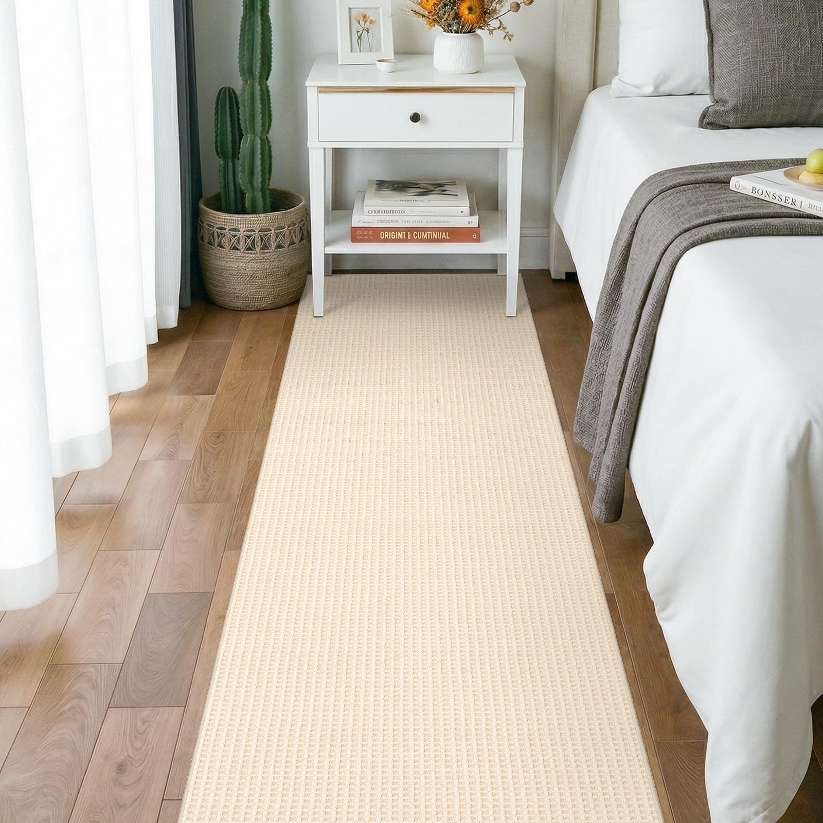 Waffle 2x8ft hallway rug close-up image 9