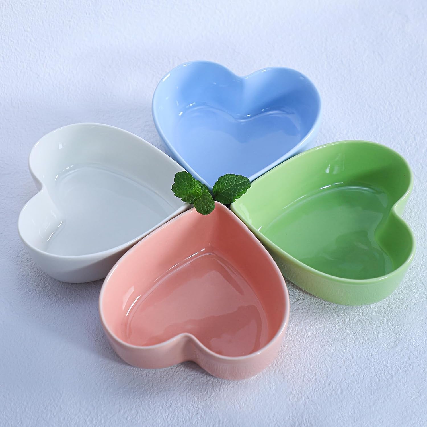Versatile WAIT FLY bowl for dessert noodles cereal