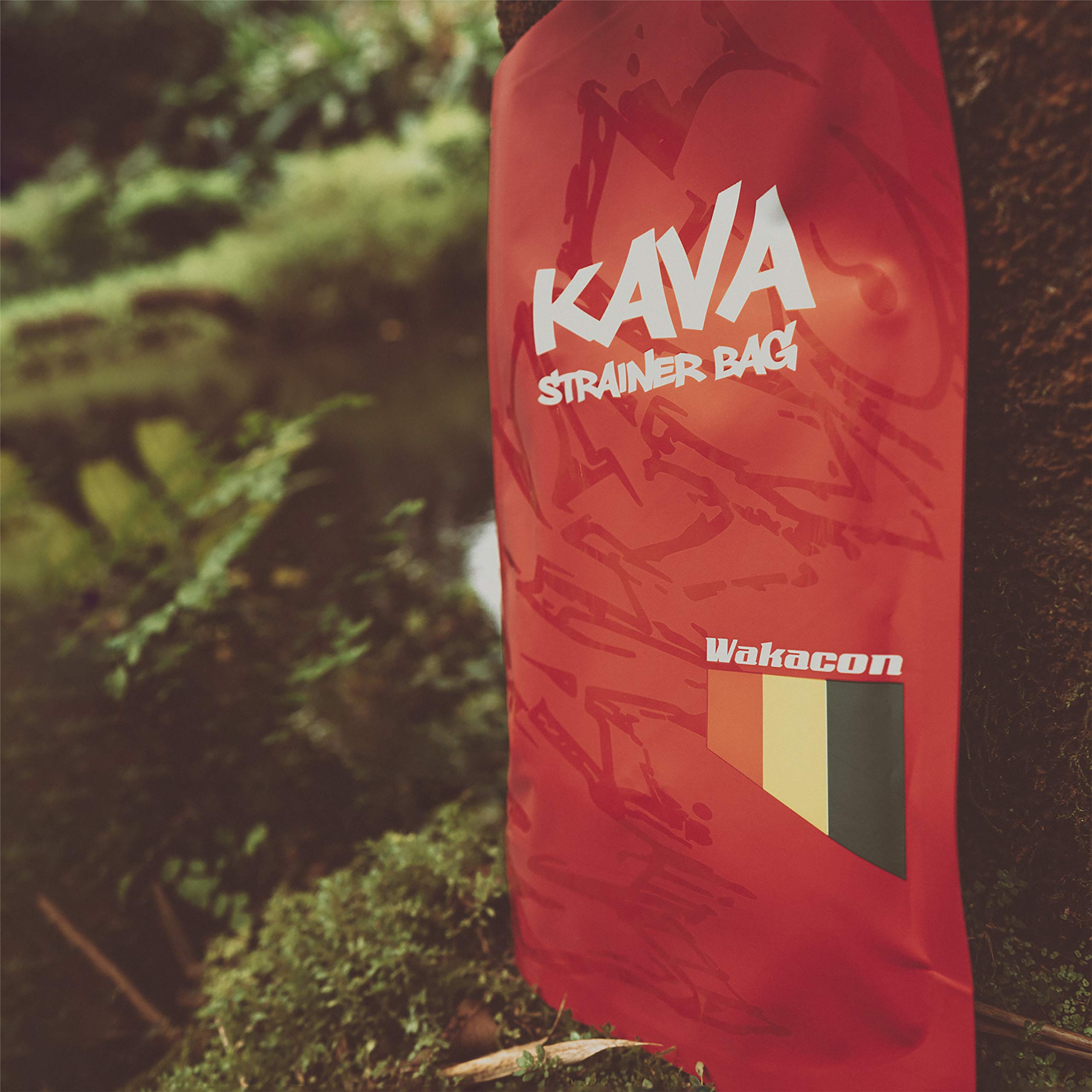 Extra black carrying bag included with Wakacon Kava Pro strainer
