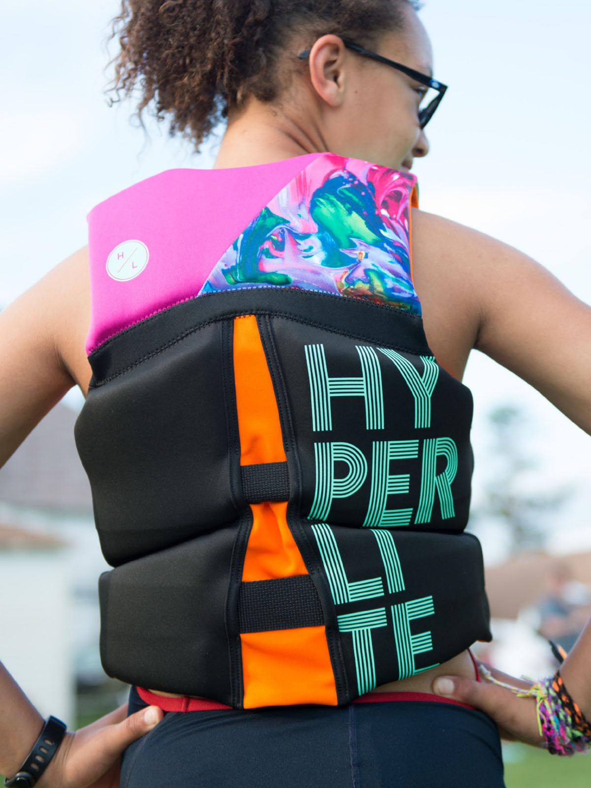Oversized arm openings design for girls Hyperlite vest