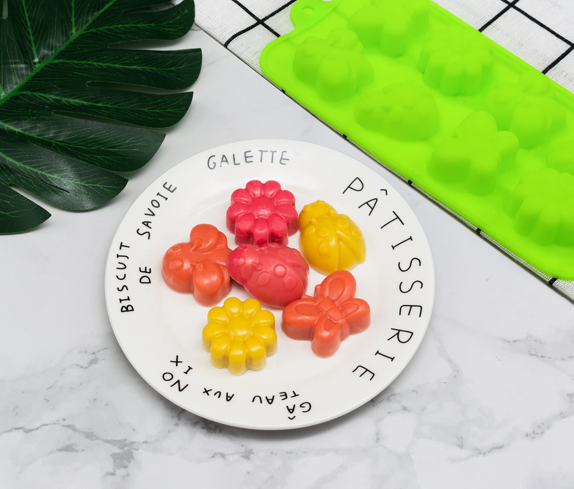 Warm Time 6 pack silicone molds for baking and crafts