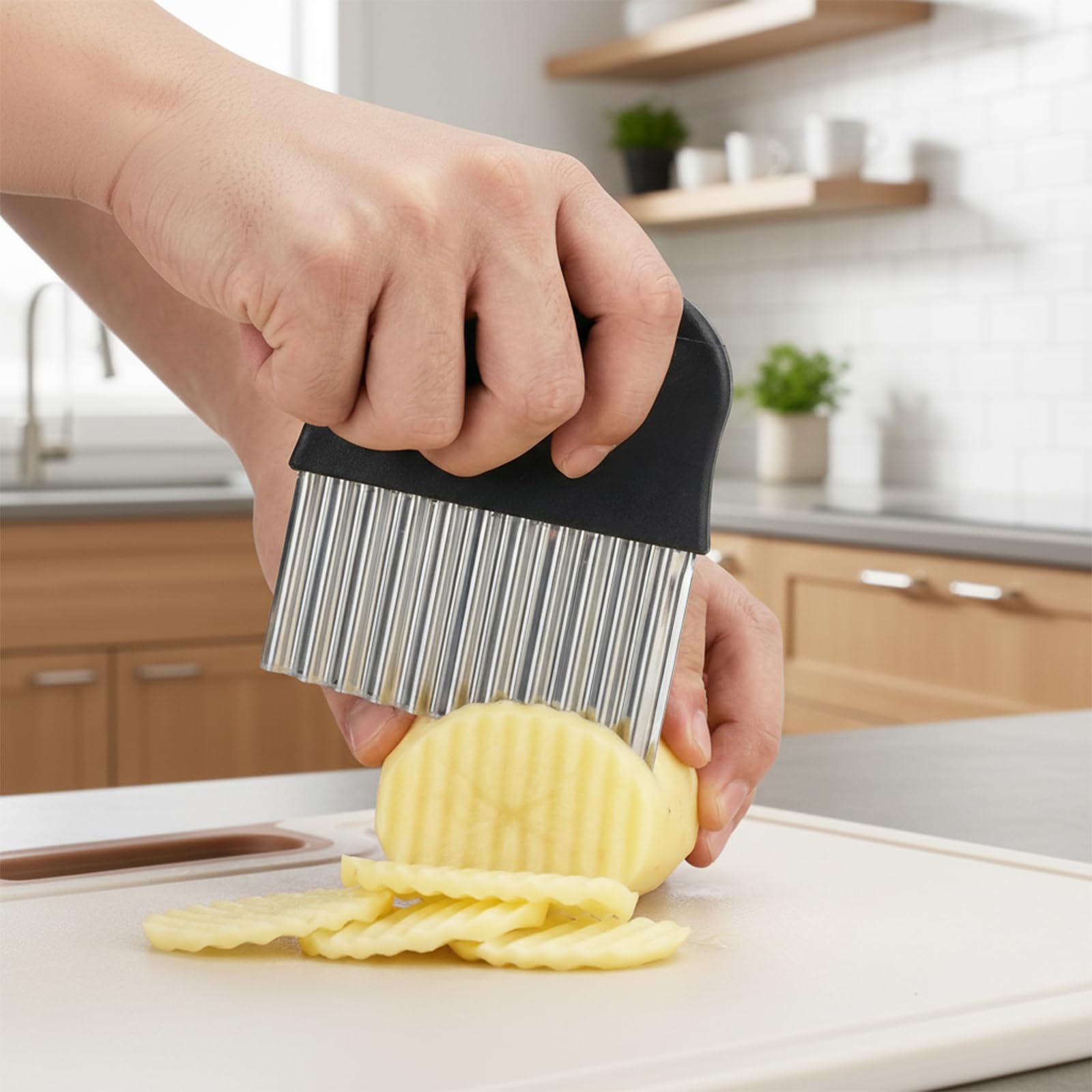 Wavy chopper kitchen tool for food prep