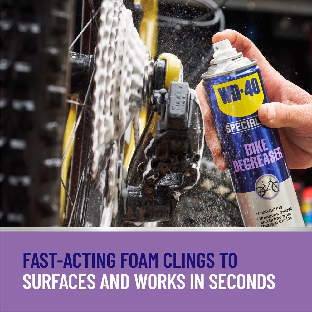 chain-cleaning-with-wd-40-bike-degreaser