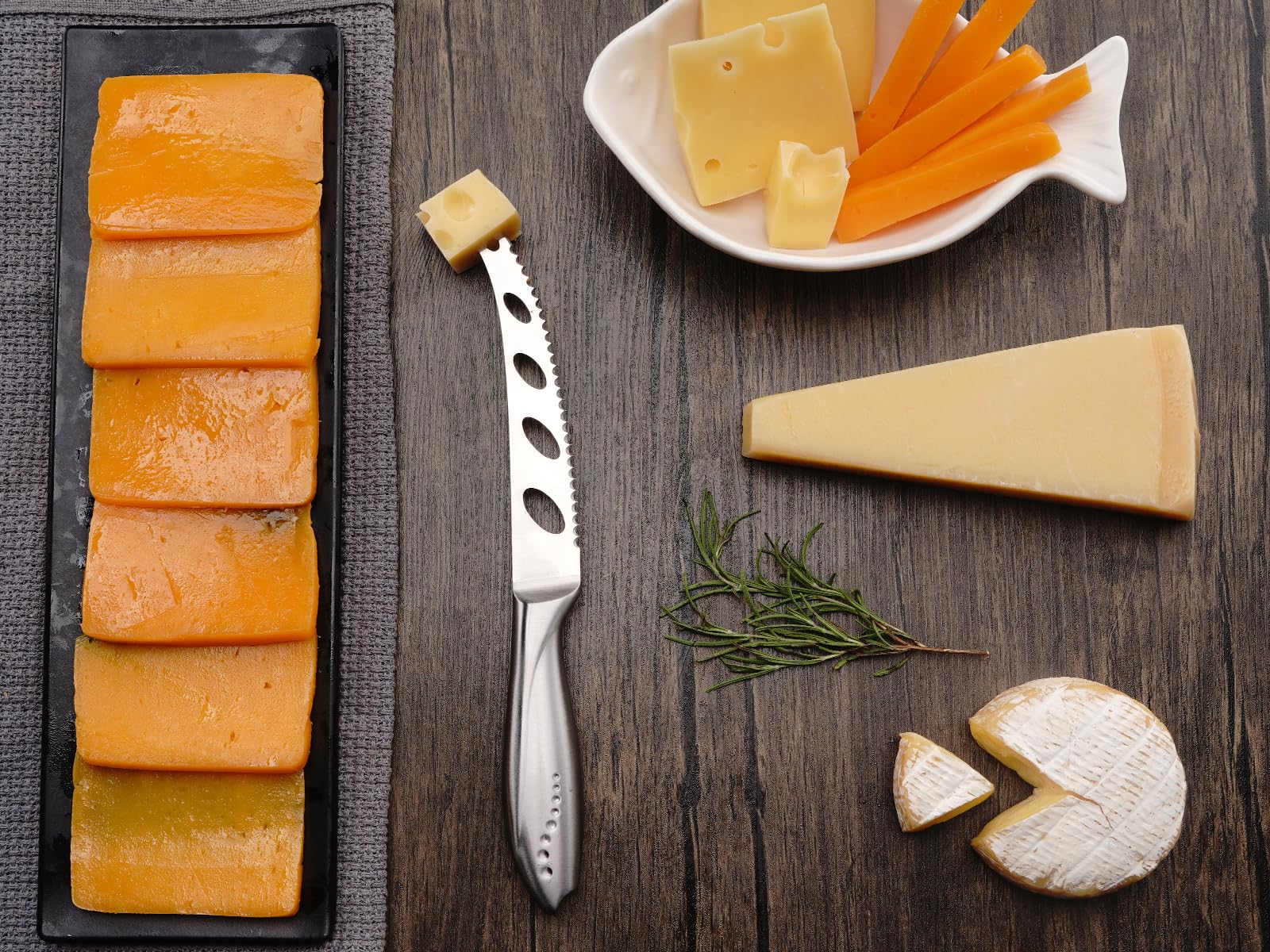 One-piece construction WELLSTAR cheese knife