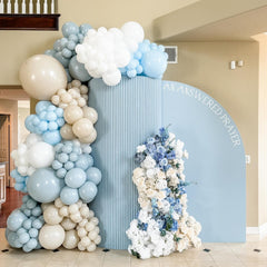 139 pieces total balloons in 5in 10in and 18in sizes