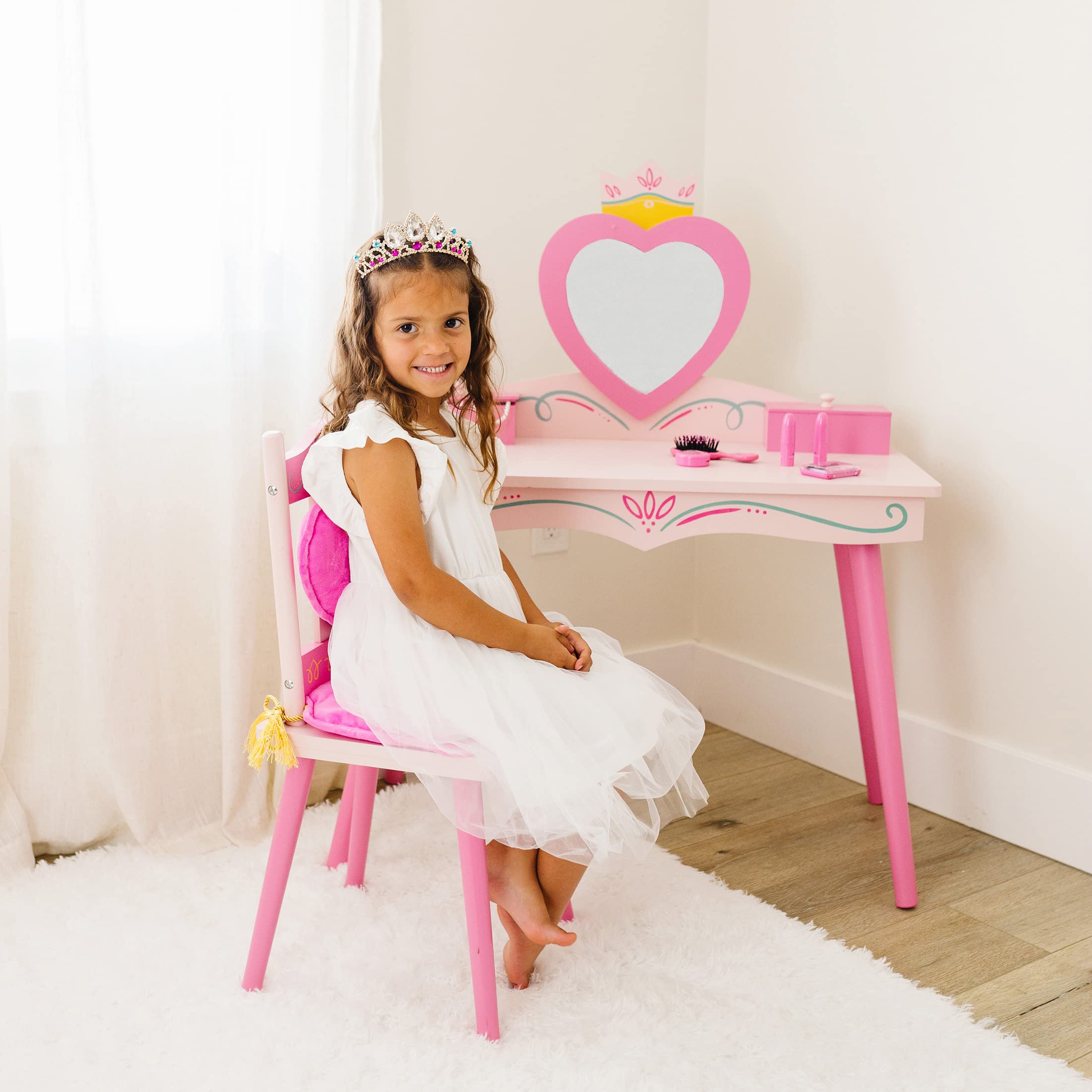 Wildkin vanity chair with removable cushion and heart back