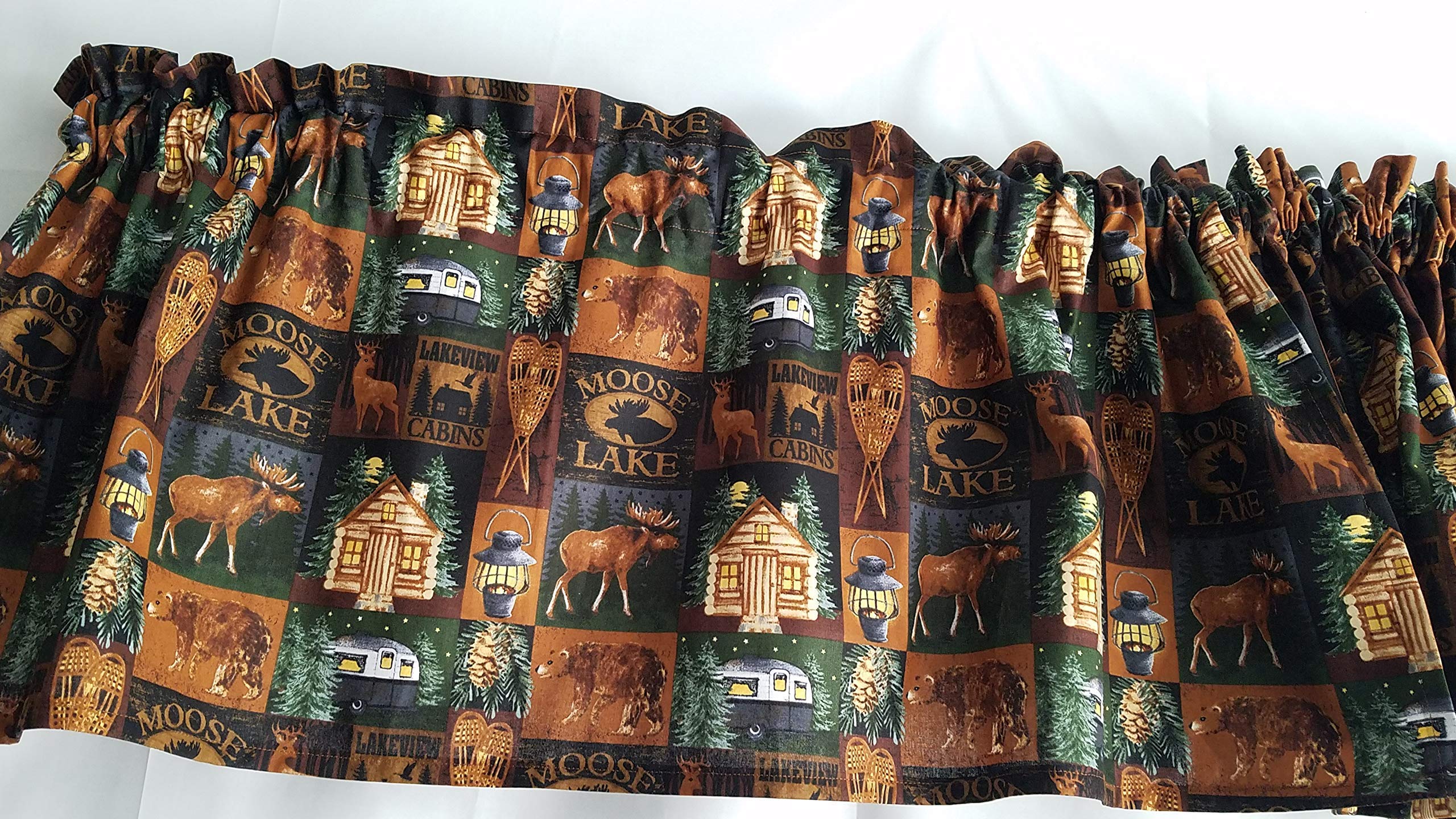 Woodland wildlife pattern on cabin valance