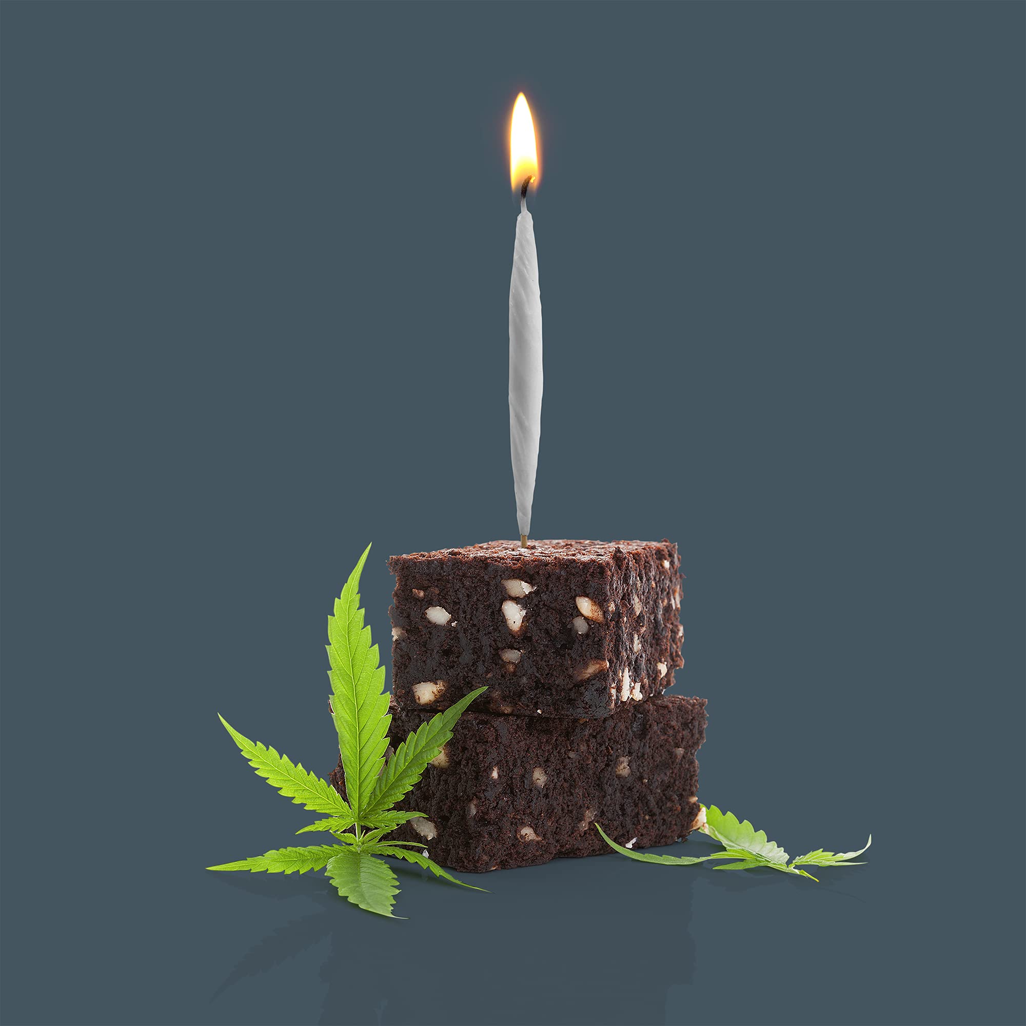 Unique doobie-look candle design for cakes