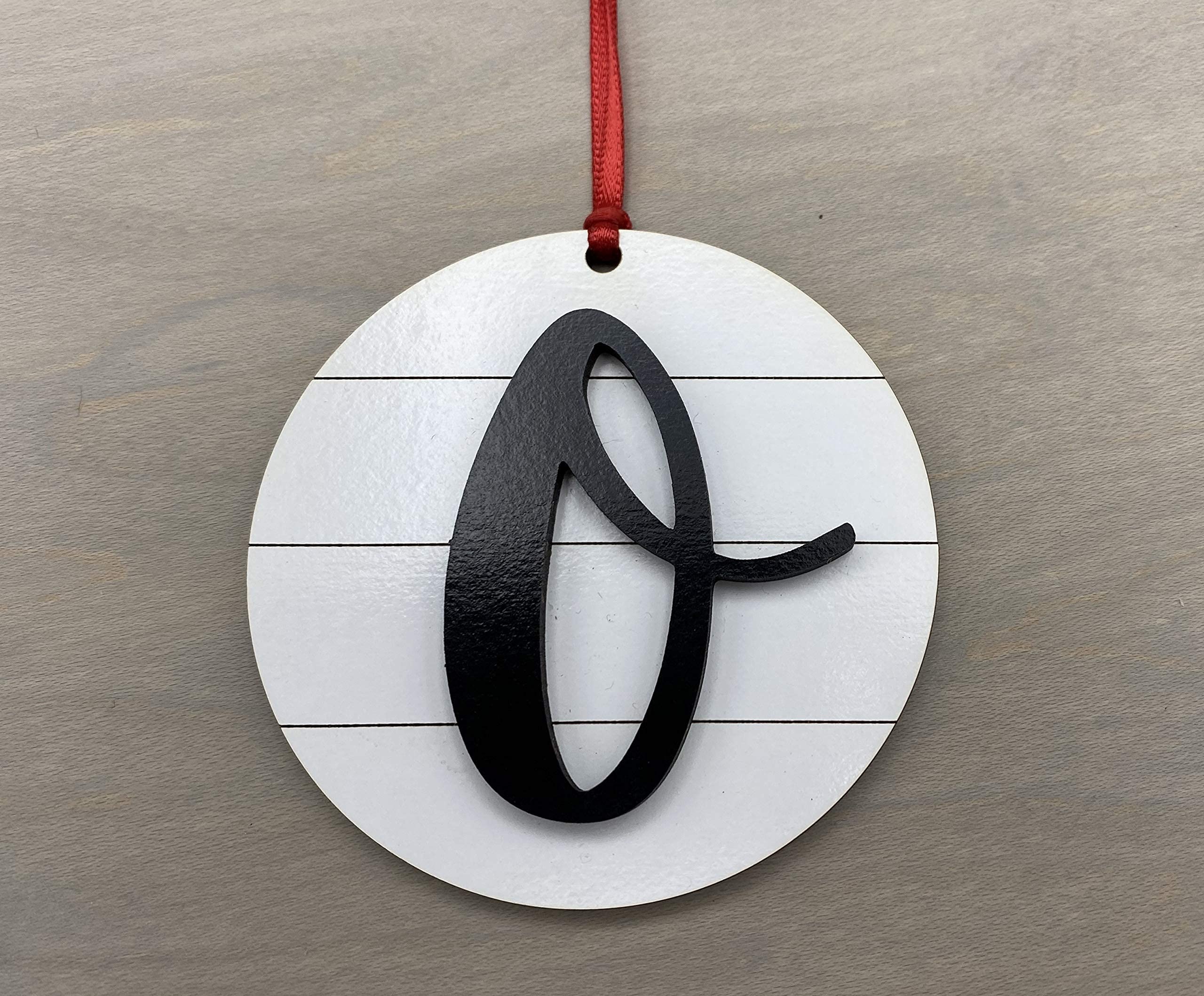 Wood shiplap initial ornament Letter O back view black finish