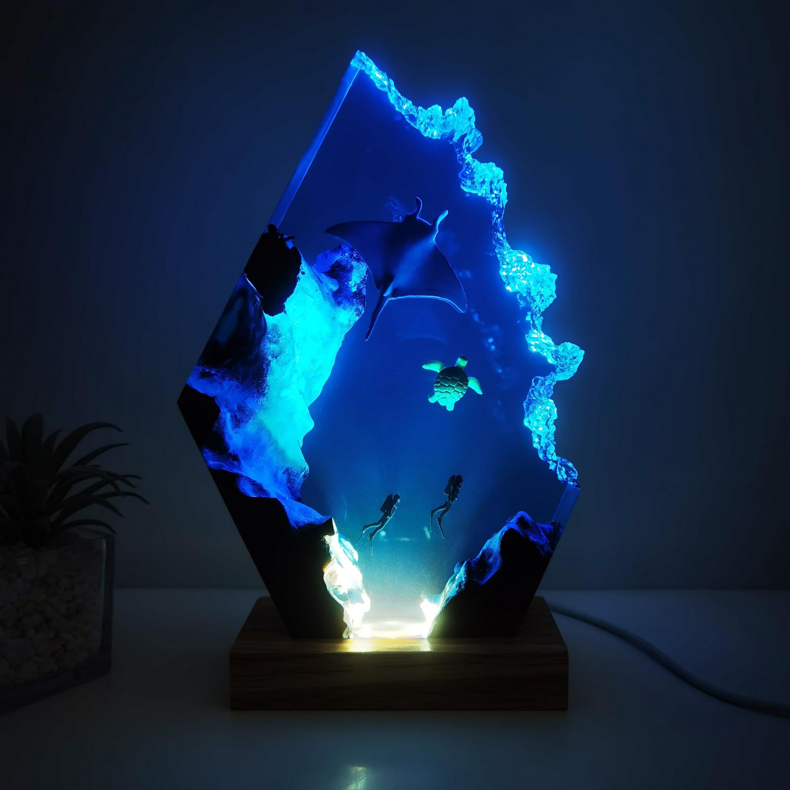 Epoxy resin desk art light with ocean scene