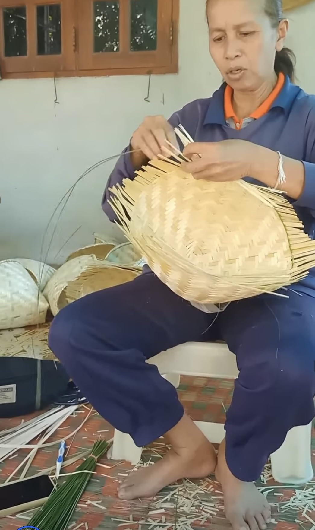 Hand wash only bamboo steamer basket Large