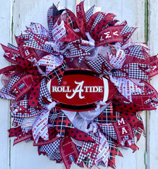 Alabama football wreath decorative mesh ribbon close up