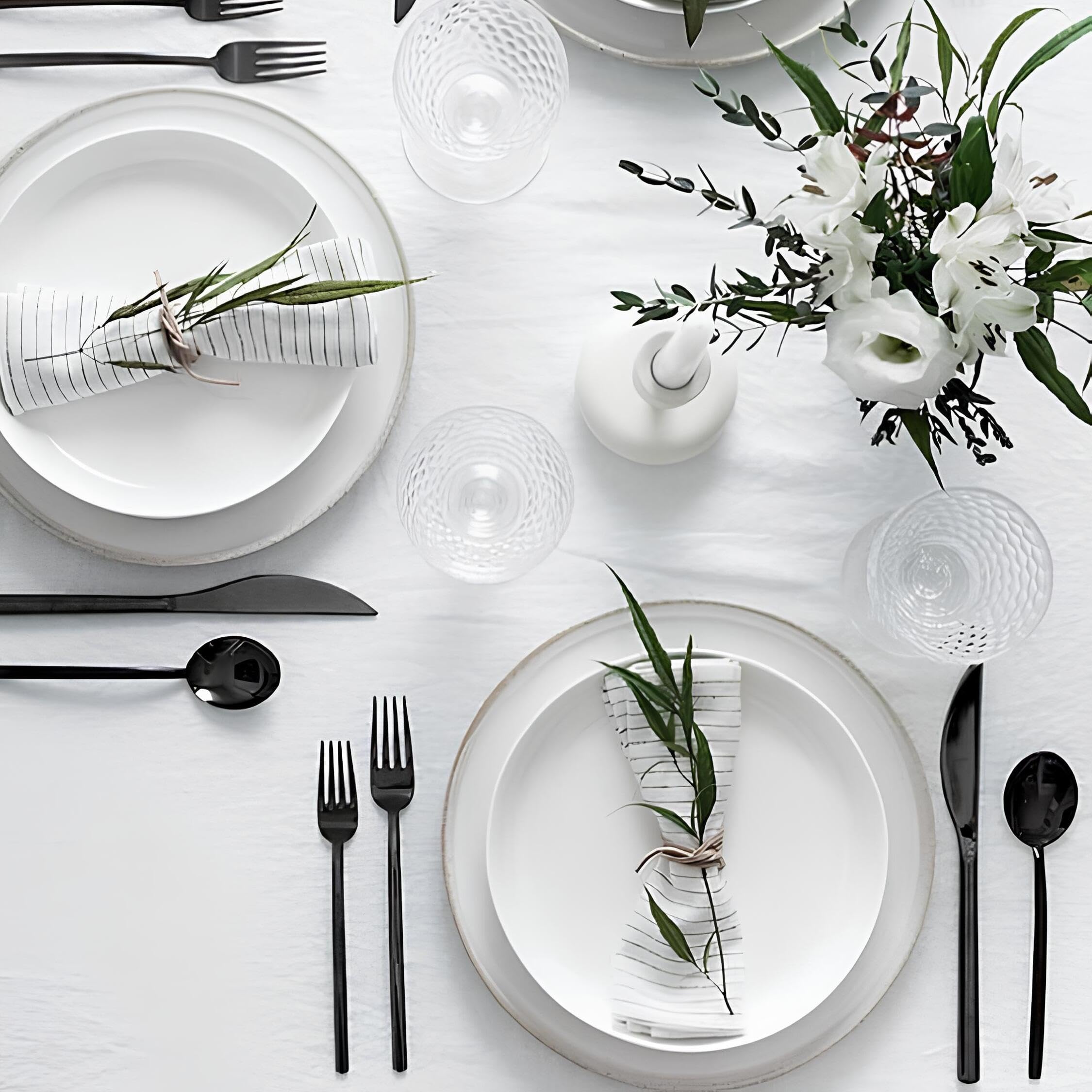 Lead-free porcelain dessert plate for catering
