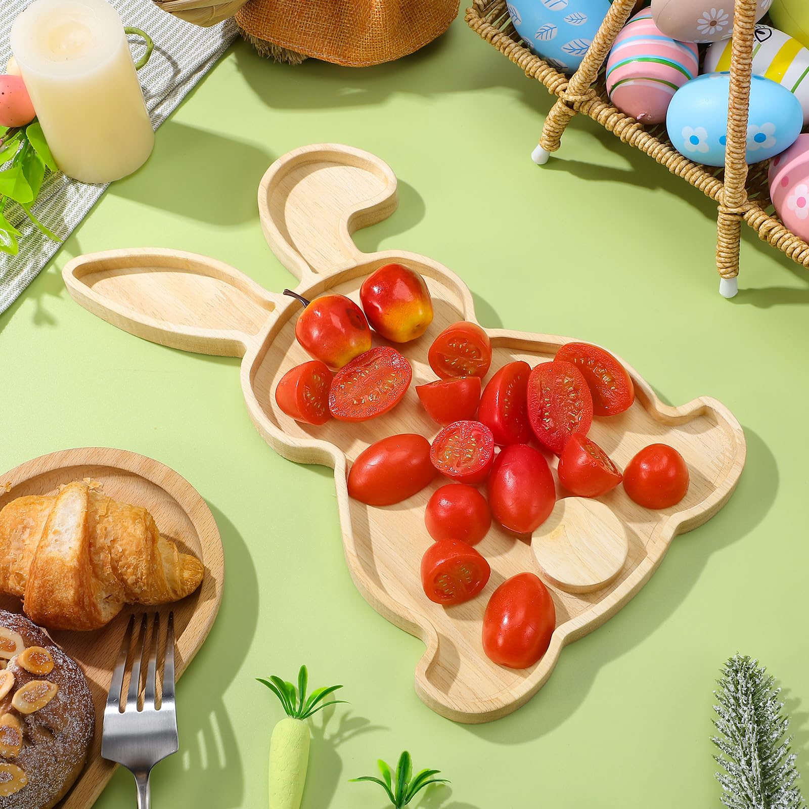 Holiday party dining tray with Easter rabbit motif by Yardwe