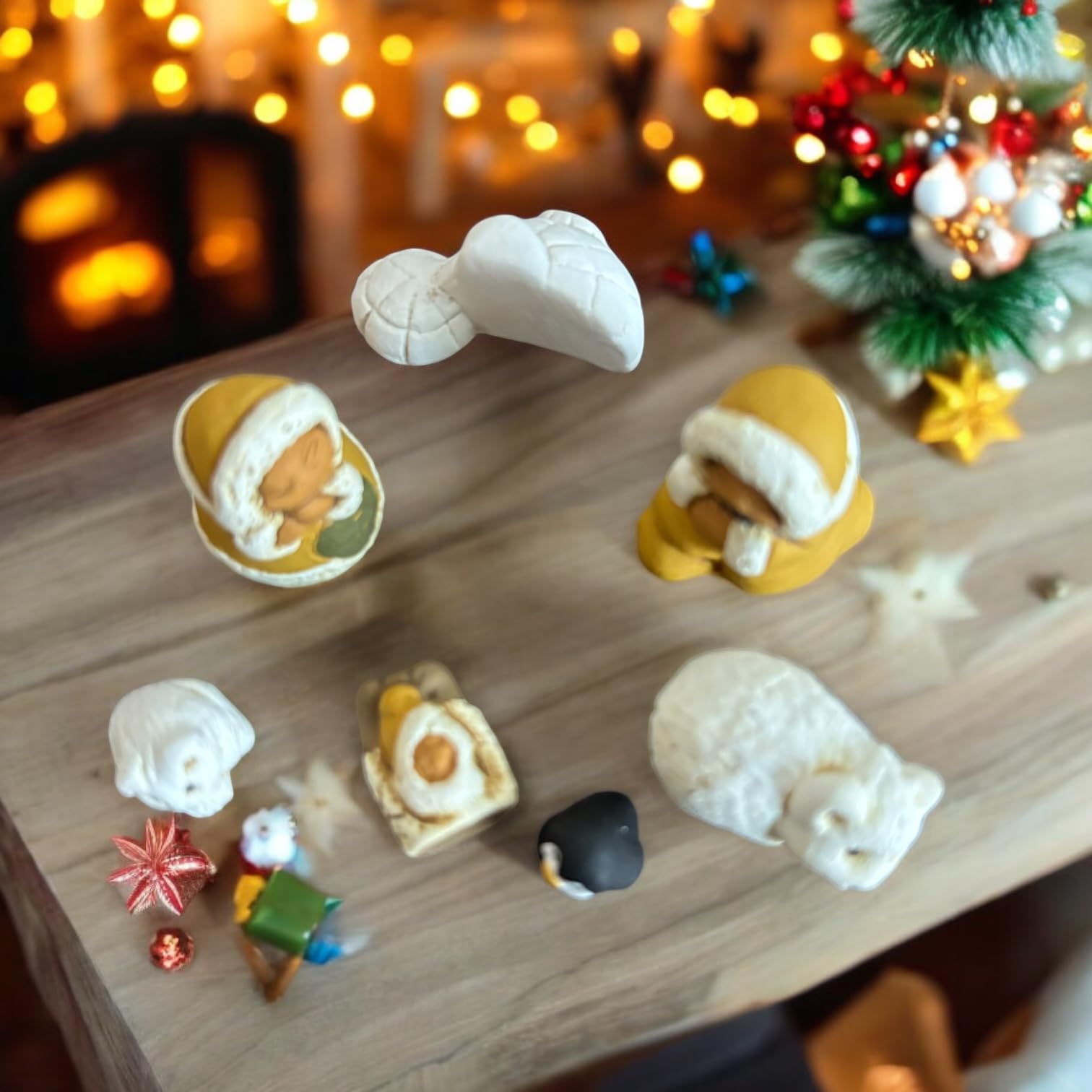Packaging for Zoeartcrafts Tiny Eskimo Nativity Scene