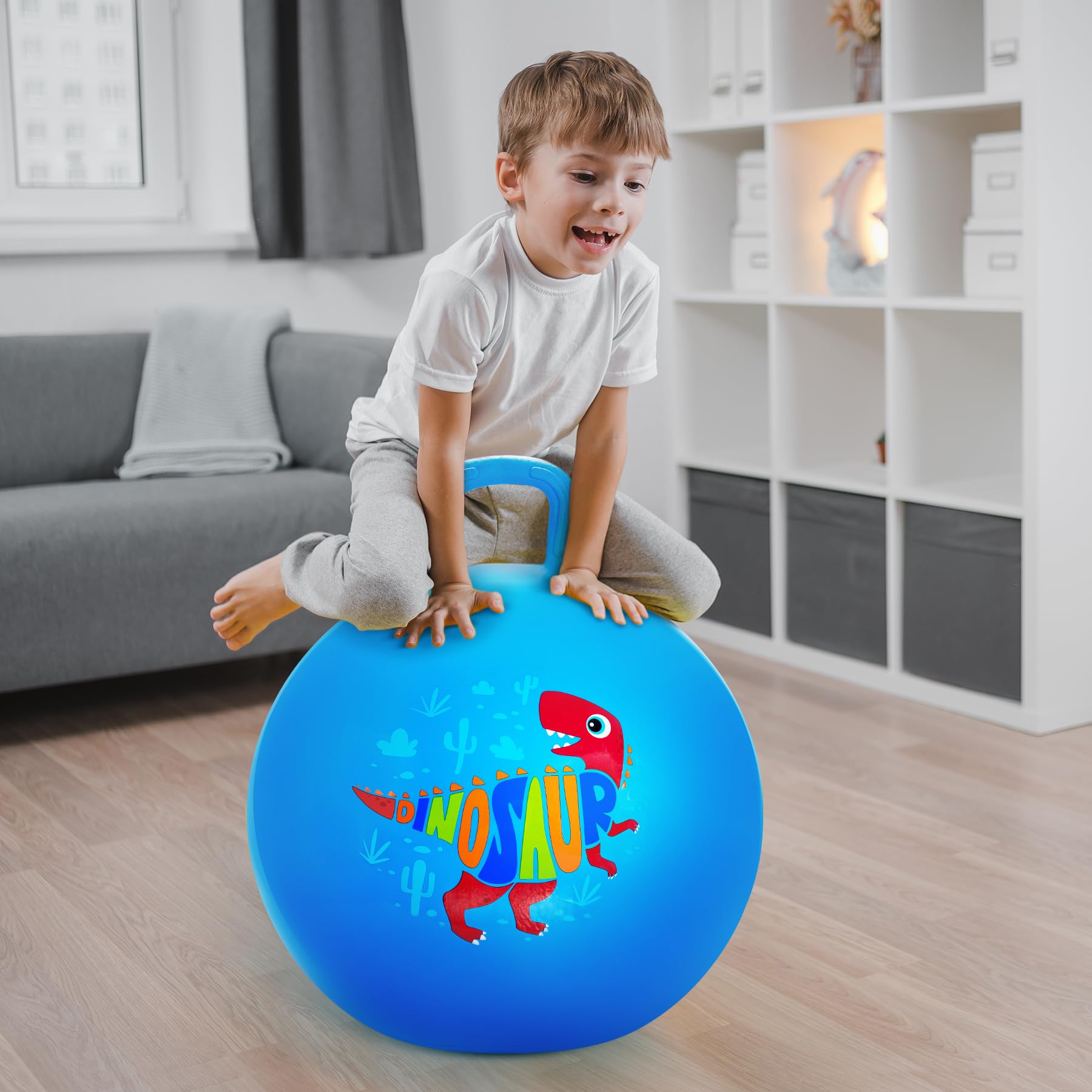 Maximum weight capacity 100 kg / 220 lb for ZOOJOY hopper ball