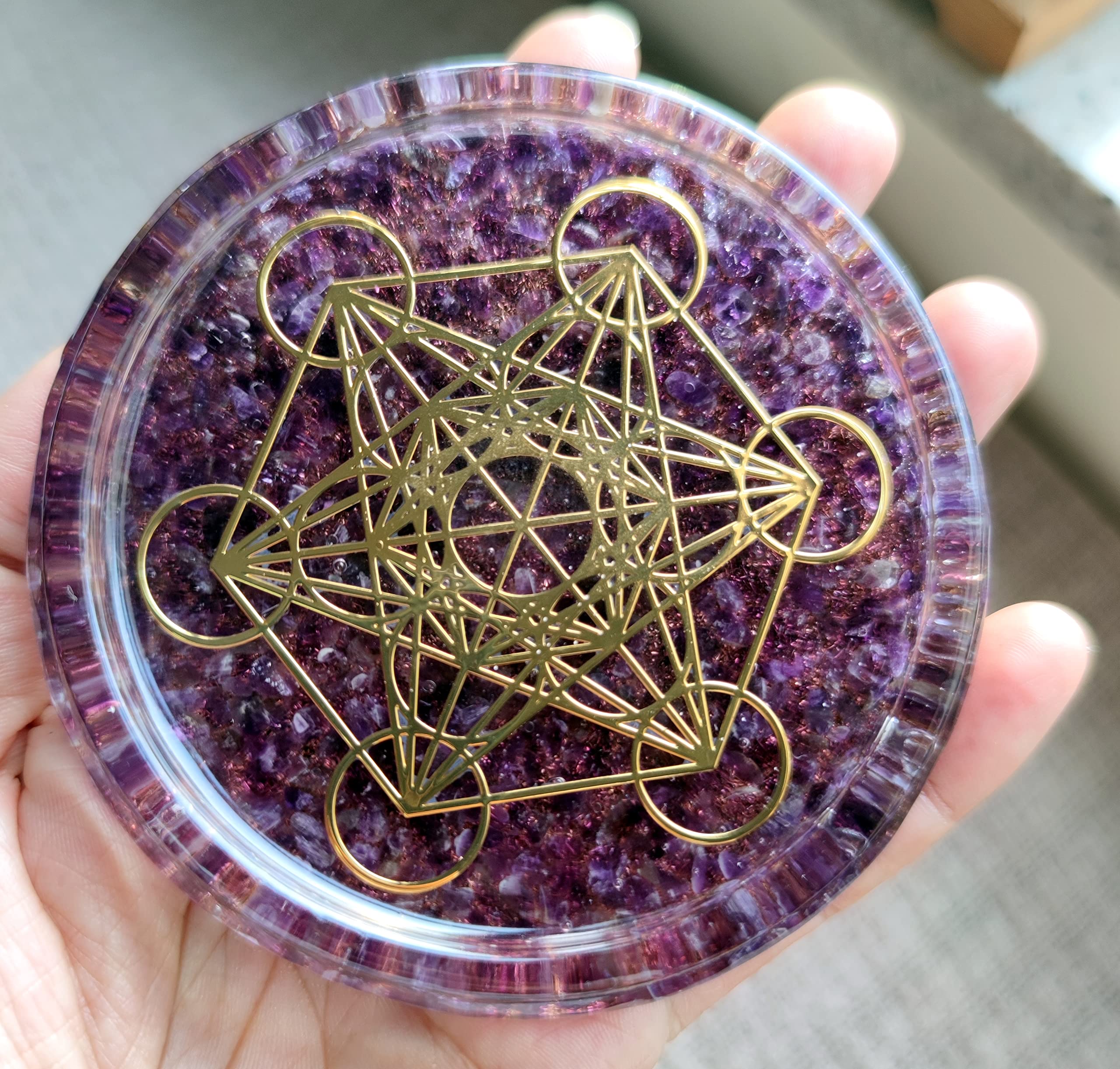 Copper chips accent on amethyst coaster
